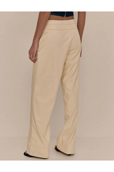 Sheya Shein faux leather pants, yellow