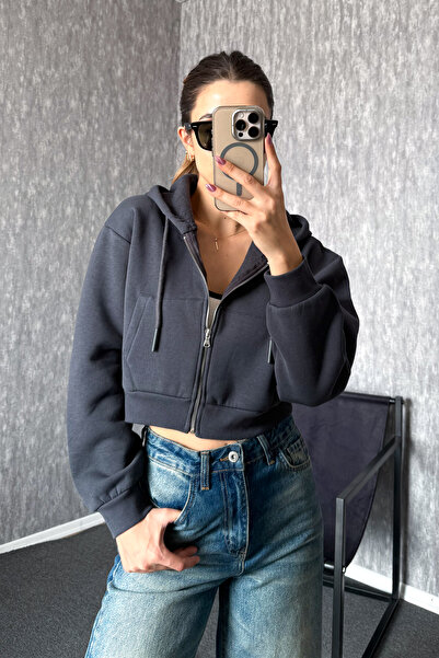 ModaPlaza Γυναικείο κοντό μεταλλικό φούτερ με φερμουάρ 3 κορδόνια με κουκούλα 21652