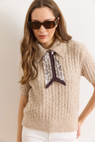 Olalook Γυναικείο πλεκτό πουλόβερ με λεπτομέρεια από κασκόλ Stone στρογγυλός γιακάς KZK-19001089