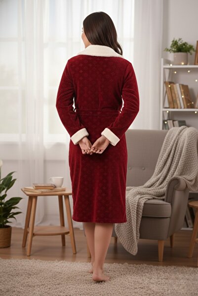 Miss Dünya Lissa Velvet Luxe Velvet Dressing Gown with Collar Detail