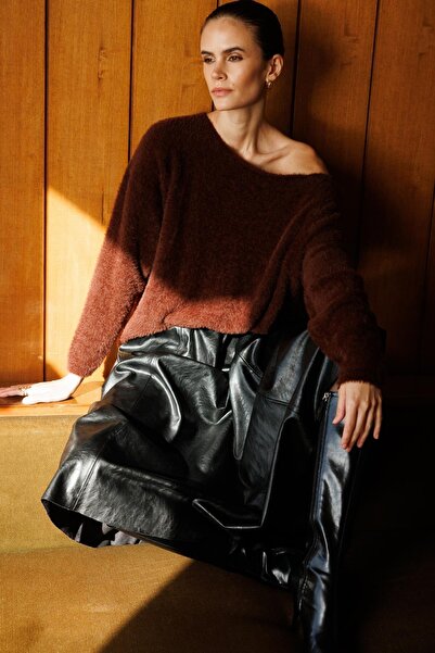 Mixray 6991 Women's Boat Neck Soft Textured Sweater Brown