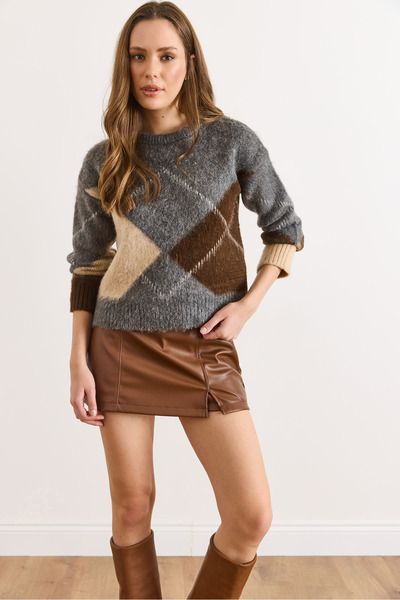 Olalook Women's Smoked Fleece-Lined Diamond Pattern Thick Knit Sweater Kzk-19001090