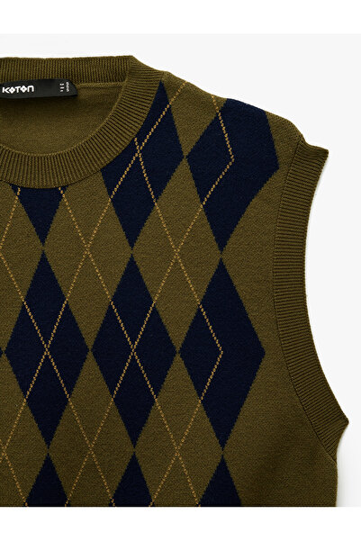 Koton Πλεκτό πουλόβερ με λαιμόκοψη με σχέδιο μπακλαβά