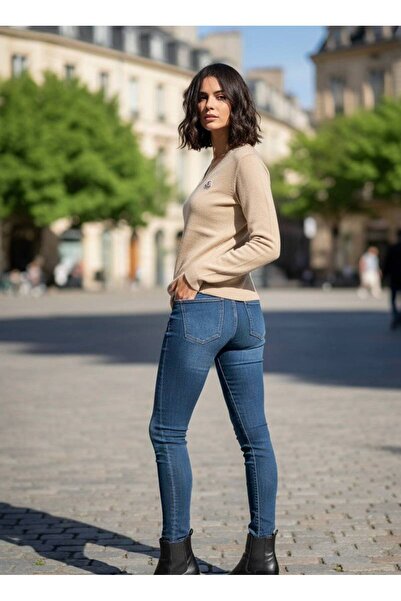 YusGos Women's V-Neck Chest Embroidered Steel Mesh High Quality Knitwear Sweater