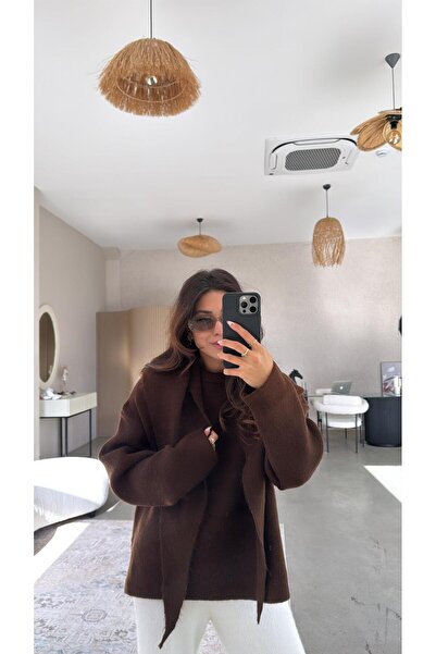 Buket Teke Pulover moale cu detaliu șal maro