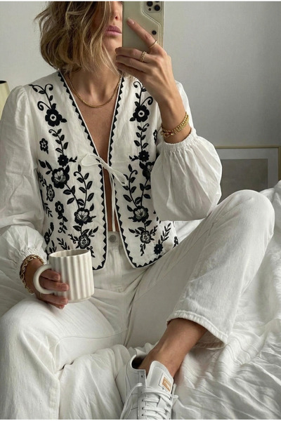 FEMELLE Embroidered Jacket with Drawstring at the Wrists and Tie-Up Front