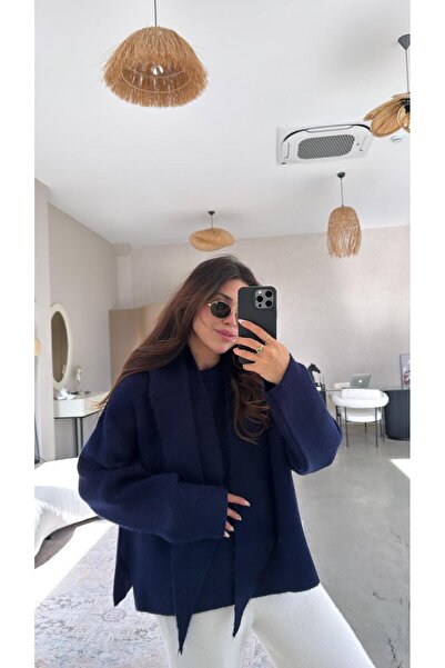 Buket Teke Pulover moale cu detaliu șal bleumarin