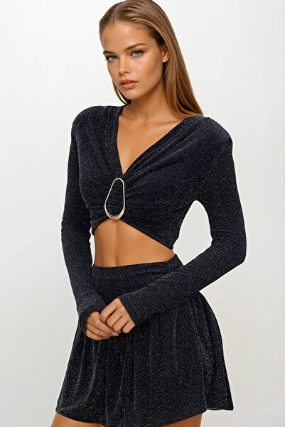 VAGGON Women's Black Draped V-Neck Accessory Detailed Crop Blouse Vs01661