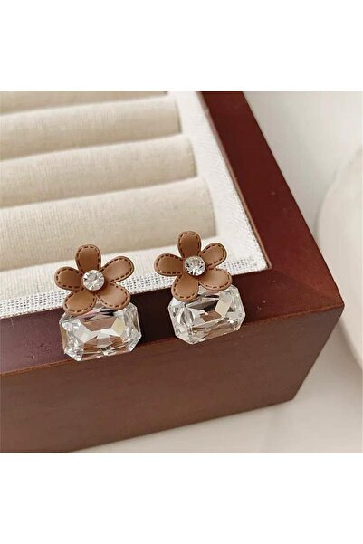 Pelin Aksesuar Brown Stone Flower Earrings