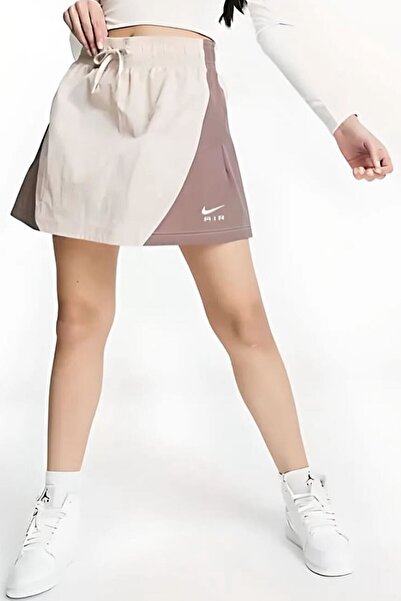 Nike Μίνι φούστα Air Woven σε καφέ χρώμα Γυναικεία υφαντή αθλητική φούστα καφέ μπεζ