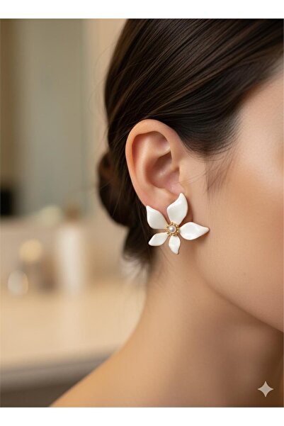 Pelin Aksesuar White Pearl Flower Steel Earrings
