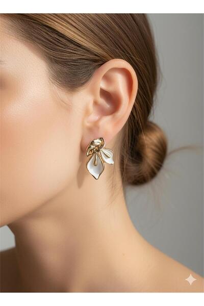 Pelin Aksesuar Beyaz Mat Mineli Yaprak Küpe