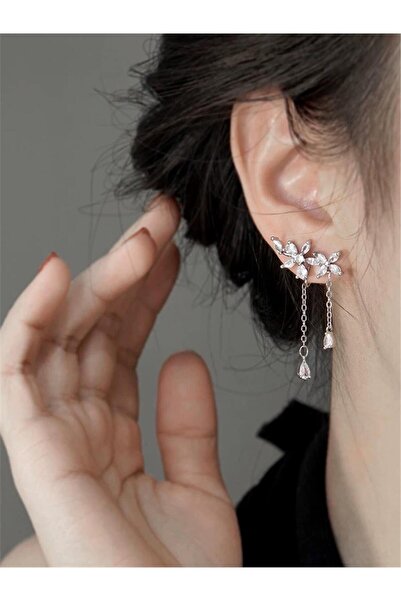 Pelin Aksesuar Gümüş Renk Kristal Çiçekli ve Zincir Sallantılı Zirkon Küpe