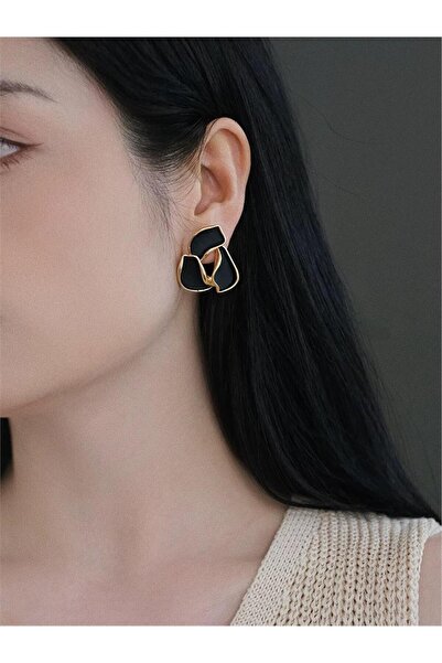 Pelin Aksesuar Siyah Mineli Gold Çerçeveli Yaprak Küpe