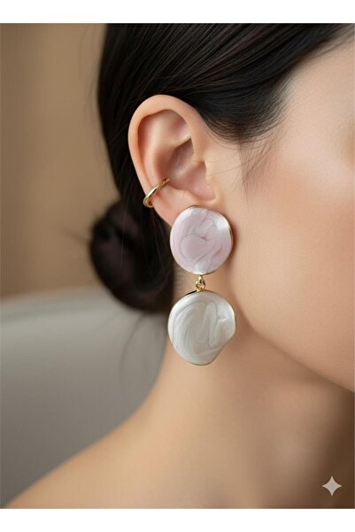 Pelin Aksesuar أقراط غير متماثلة باللون الوردي والأبيض