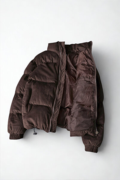 A&O Style Ανδρικό καφέ oversized ψηλός λαιμός Φουσκωτό βελούδινο παλτό με επιπλέον γέμιση