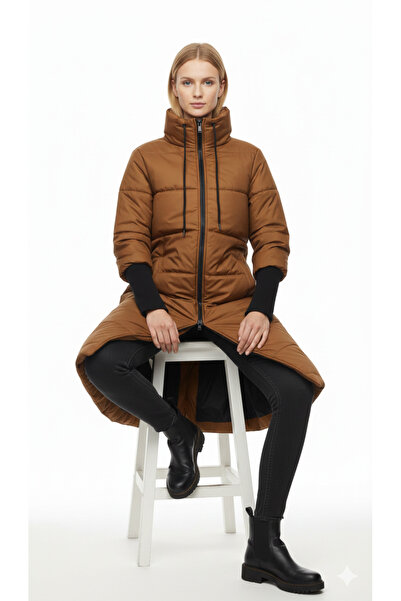 BORCKA TEKSTİL معطف طويل منتفخ بلون بني داكن