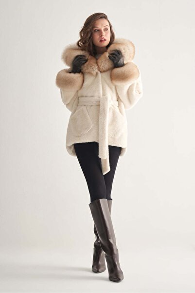 UTOPIAN Kürk Detaylı Kapüşonlu Kaban