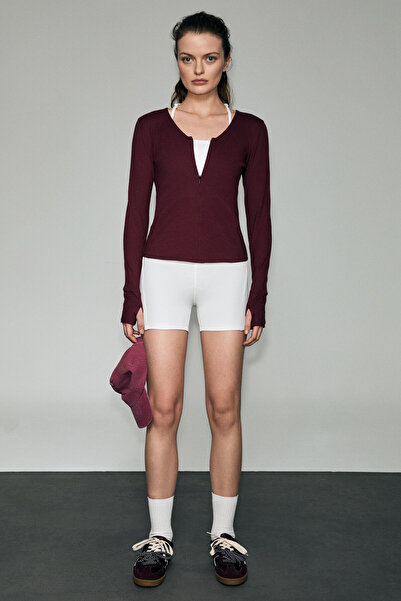 GRIMELANGE Polunea women's v-neck bodycon blouse with front zipper closure - burgundy