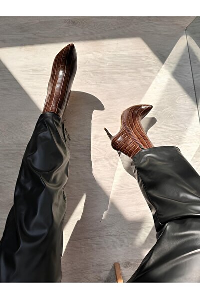 SHOEBOURNE Brown Patent Leather Crocodile Pattern Thin Heeled Pointed Toe Hee...