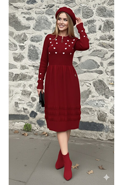 ikomteks Stylish Knitwear Dress with Heart Embroidery