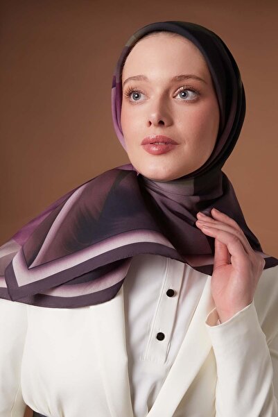 Levidor Lilac Fragmented Pattern Aura Scarf