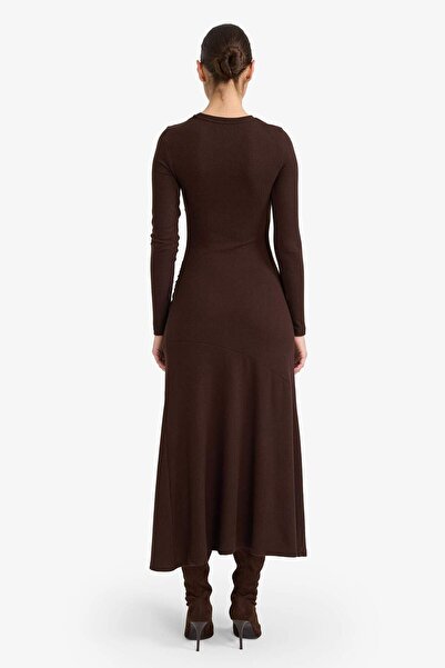 DeFacto Μίντι φόρεμα με μακρύ μανίκι άνοιγμα G6503AX25AU