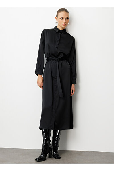 Mizalle Klasik Yaka Düz Siyah Uzun Kadın Elbise M1MZ1030120228