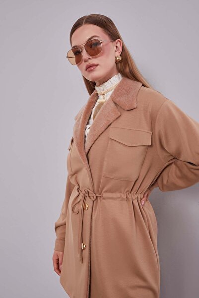 Levidor Camel Double-Breasted Fur Collar Double Suit