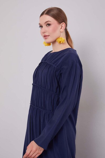 Levidor Το Navy Blue Gather Λεπτομερές Φόρεμα