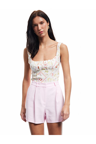 Koton Μίνι σορτς με πιέτες από ύφασμα βισκόζης με λεπτομέρειες