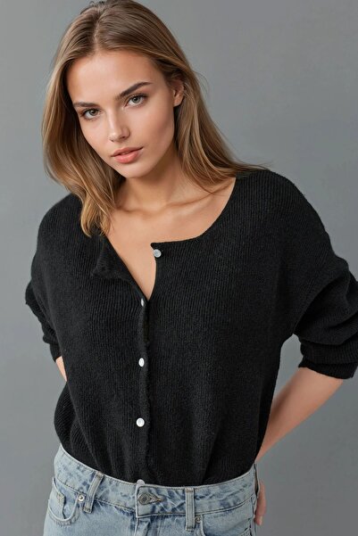 Hiccup Ultra Soft Crew Neck Buttoned Dual-Use Knitwear Cardigan