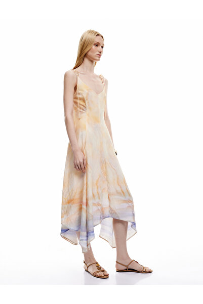 Koton فستان ميدي بقصة غير متماثلة ونقشة تجريدية وياقة على شكل حرف V وحمالات رفيعة