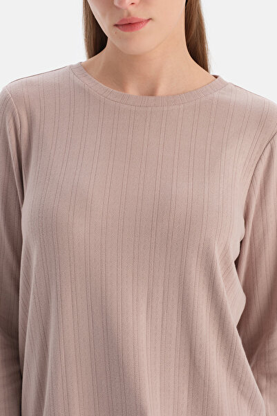 Dagi Vizon Travel Pointel Crew Neck T-Shirt Pants Pajama Set