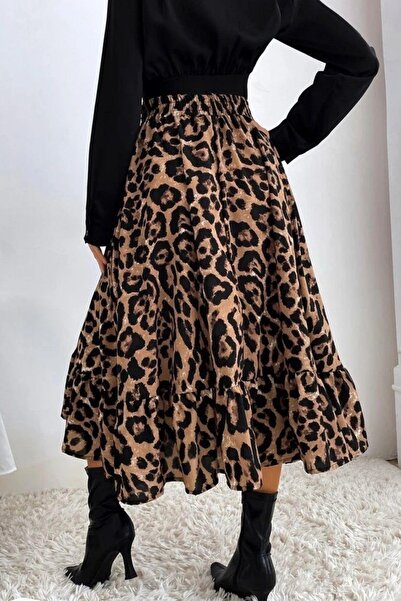 Mossta بأزرار على الجهتين فستان طويل من قماش السوبرم بنقشة الفهد - أسود