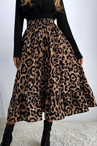 Mossta بأزرار على الجهتين فستان طويل من قماش السوبرم بنقشة الفهد - أسود