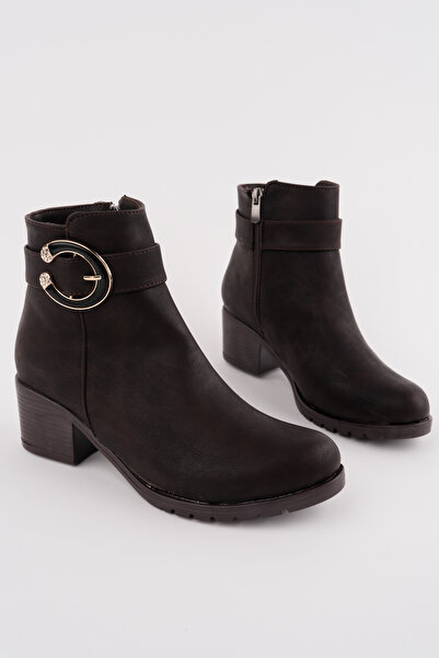 Madam Tarz حذاء BLN-231 بكعب سميك وتفاصيل حزام