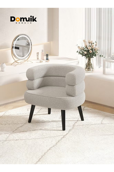 Domuik Modern Boucle Accent Chair with Scandi-Style Legs 74x62x70cm