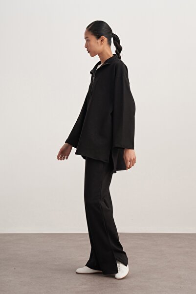 EBU Prive Women's Interlock D Mock Neck Sweat Black