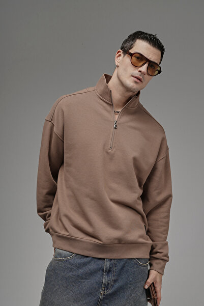 Butik Trend Biz Mock Neck Zippered Embroidered Back Oversized Sweatshirt