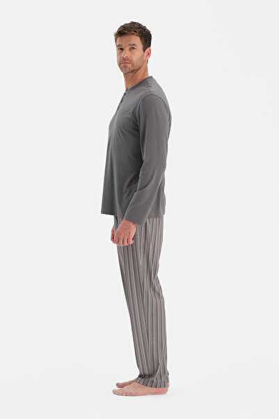 Dagi ΣΕΤ ΤΡΙΠΛΗ ΠΙΤΖΑΜΑ ΜΕ ΜΑΚΡΙΑ ΜΑΝΙΚΙΑ