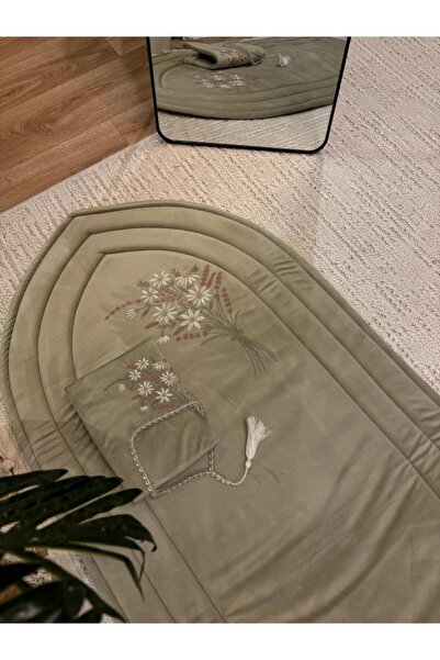 TARA Foam rug, rose bouquet