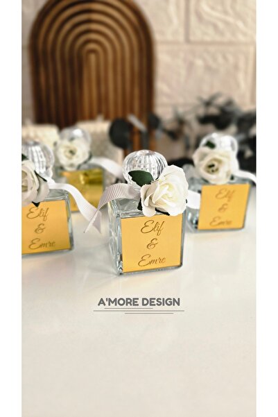 AmoreDesign Nişan Hediyelik Çiçekli, Gold Pleksi İsimlik, Kare Cam Kolonya | ...