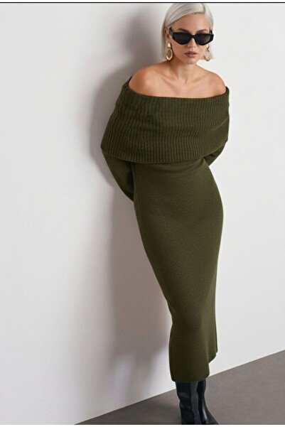 MAXXANA Wool Madonna Collar Knitwear Dress