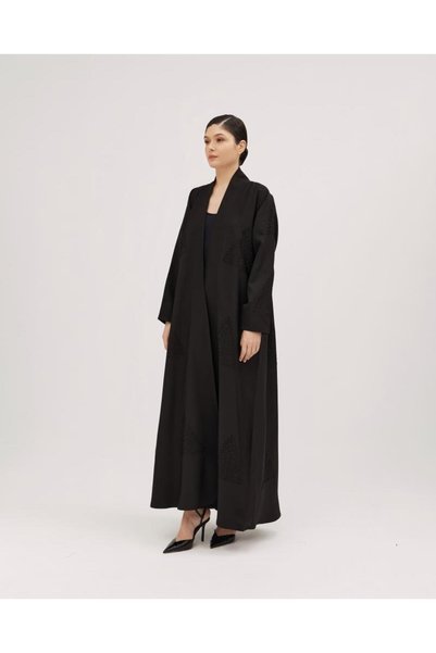 SOROSE SA Royal black crepe abaya, half-circle style, with Harry embroidery and luxurious beading.