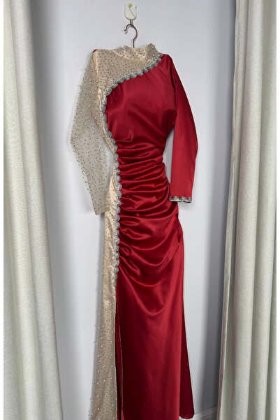 arena fashion Dazzle everyone with a captivating, regal look.