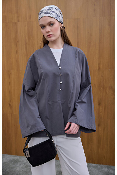 Birgül Bektaş Gray Front Button Detailed Blouse