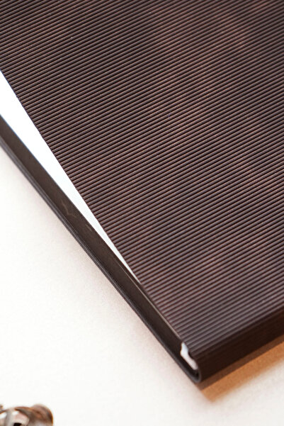 Victoria's Journals Smyth Stripes A5 Flexible Cover Vegan Leather Notebook – 192 Pages, 80g Ivory Paper, Colored Edge