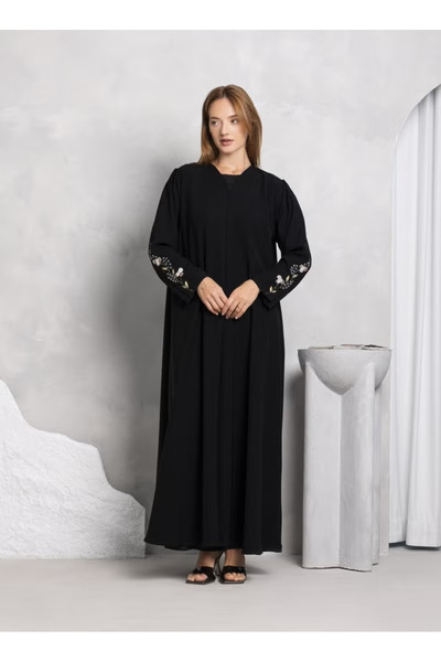 Nikias نسيج ناعم قابل للتنفس مع عمل يدوي أنيق على الأكمام