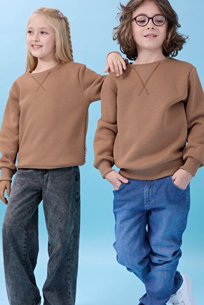 Perendi Unisex Basic Crew Neck Fleece-Lined Winter Sweatshirt - Milky Brown